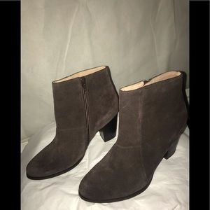 Seychelles Suede Dark Brown Ankle Boots Size 8.5